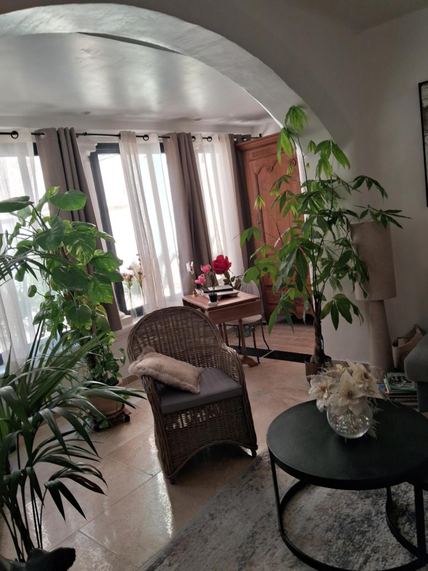 Le Clos Du Rouet Tarascona Esterno foto